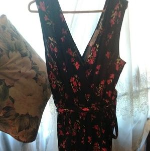 Flowered Jumpsuit with Pockets